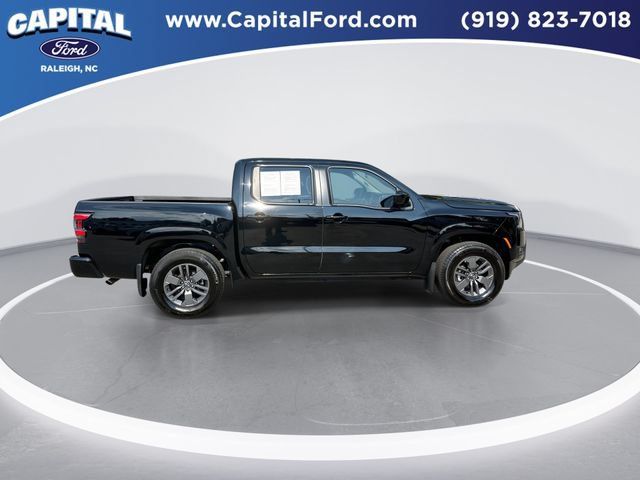 Used 2025 Nissan Frontier SV RWD image 9