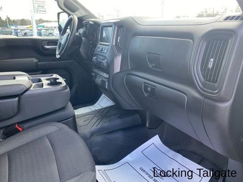 Used 2024 Chevrolet Silverado 2500 Custom w/ Custom Value Package image 29