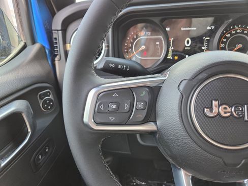 New 2026 Jeep Wrangler Sahara AWD/4WD image 23