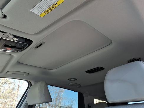 Used 2024 Hyundai Palisade SEL w/ Premium Package image 23