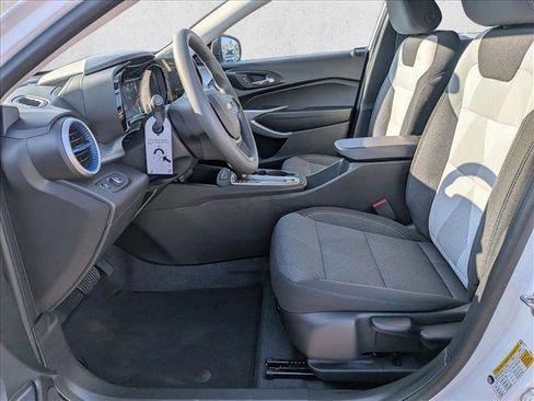 New 2026 Chevrolet Trax LS image 15