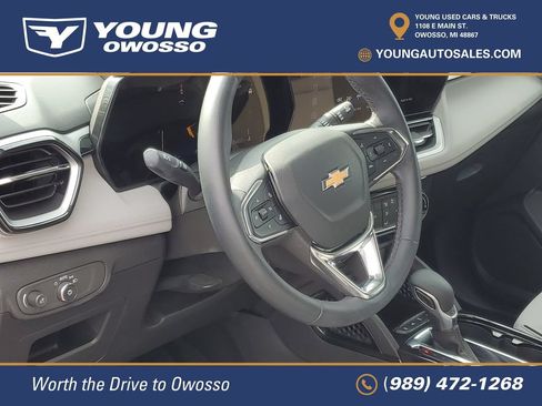 Used 2024 Chevrolet TrailBlazer LT w/ LT Cold Weather Package FWD image 8