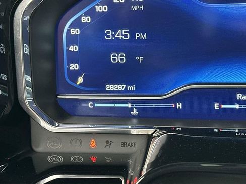 Used 2022 Chevrolet Silverado 1500 ZR2 w/ Technology Package image 11