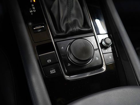 Used 2023 MAZDA MAZDA3 s image 24