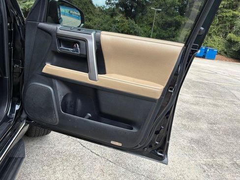 Used 2016 Toyota 4Runner Limited RWD image 25