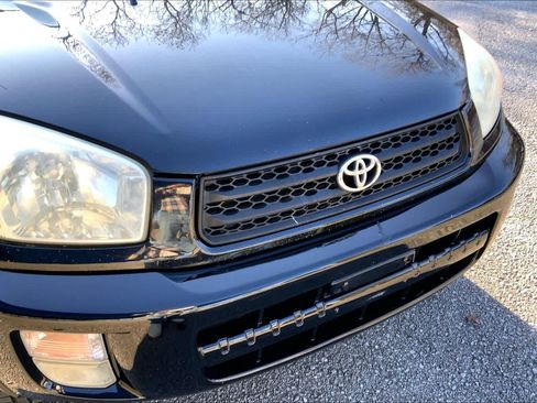 Used 2002 Toyota RAV4 4WD image 25