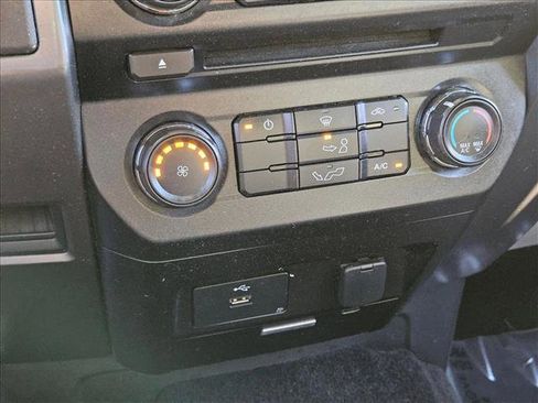 Used 2017 Ford F150 XLT RWD image 17