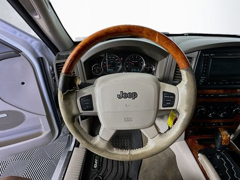 Used 2007 Jeep Grand Cherokee Overland AWD/4WD image 11
