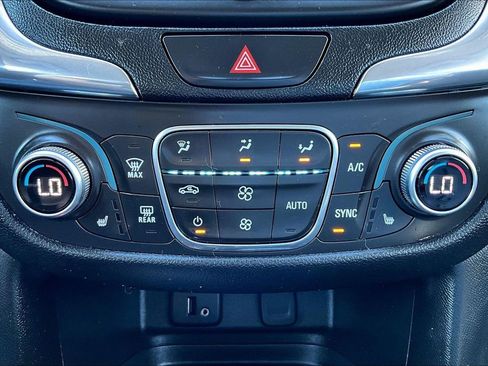 Used 2018 Chevrolet Equinox LT w/ LPO, Blackout Package image 24