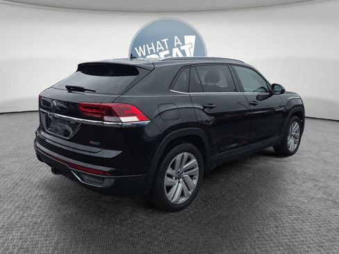 Used 2020 Volkswagen Atlas Cross Sport SE w/ Panoramic Sunroof Package AWD/4WD image 3