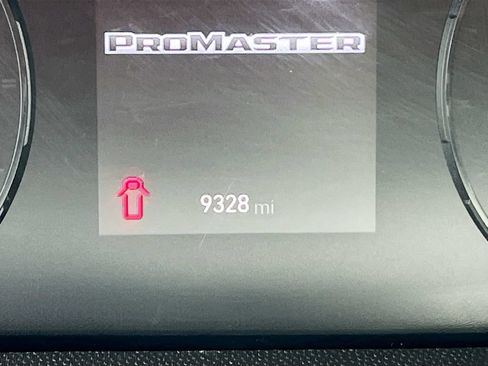 Used 2025 RAM ProMaster 2500 w/ Convenience Group FWD image 12