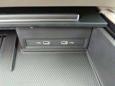 New 2026 Volkswagen Atlas SE image 34