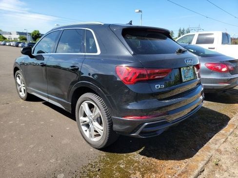 Used 2020 Audi Q3 2.0T Premium Plus w/ Premium Plus Package AWD/4WD image 3