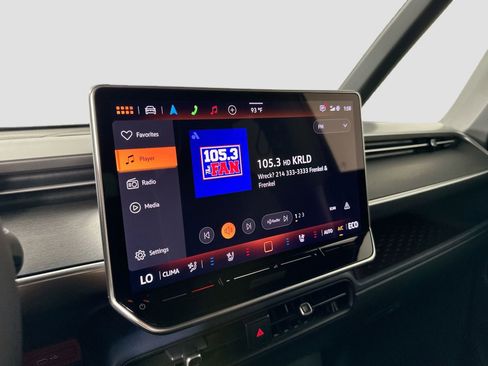 New 2025 Volkswagen ID. Buzz Pro S image 16