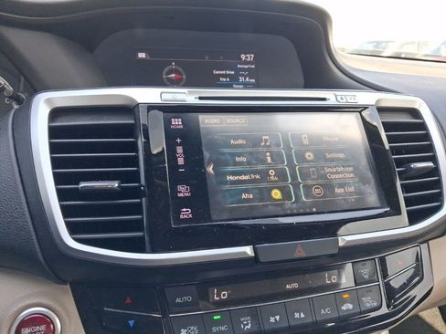 Used 2017 Honda Accord EX-L image 24