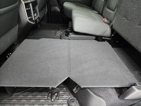 Used 2021 RAM 3500 Big Horn w/ Level B Equipment Group image 39