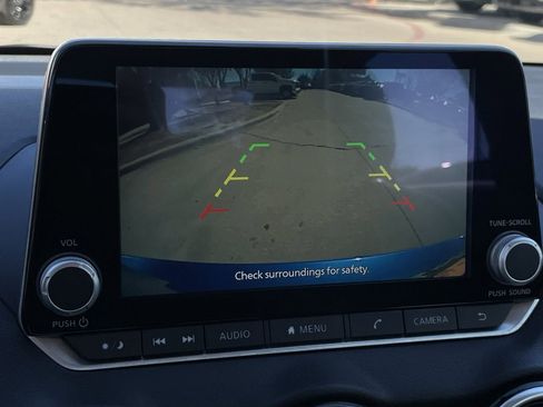 Used 2024 Nissan Sentra SV image 19