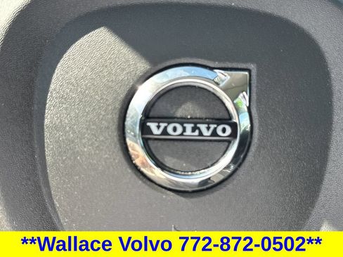 Used 2024 Volvo XC60 T8 Ultimate w/ Protection Package Premier AWD/4WD image 24