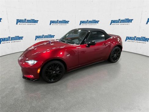 Used 2025 MAZDA MX-5 Miata Club w/ Weather Package image 5