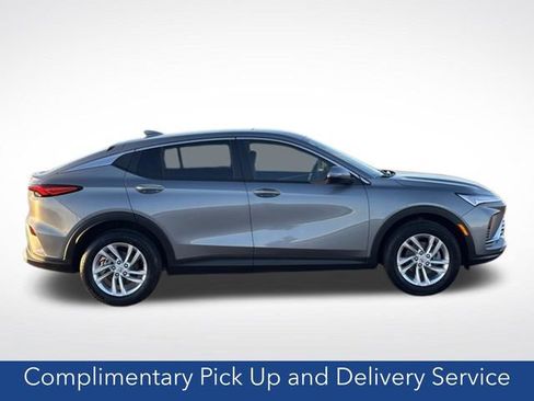 New 2026 Buick Envista Sport Touring w/ Convenience I Package FWD image 3