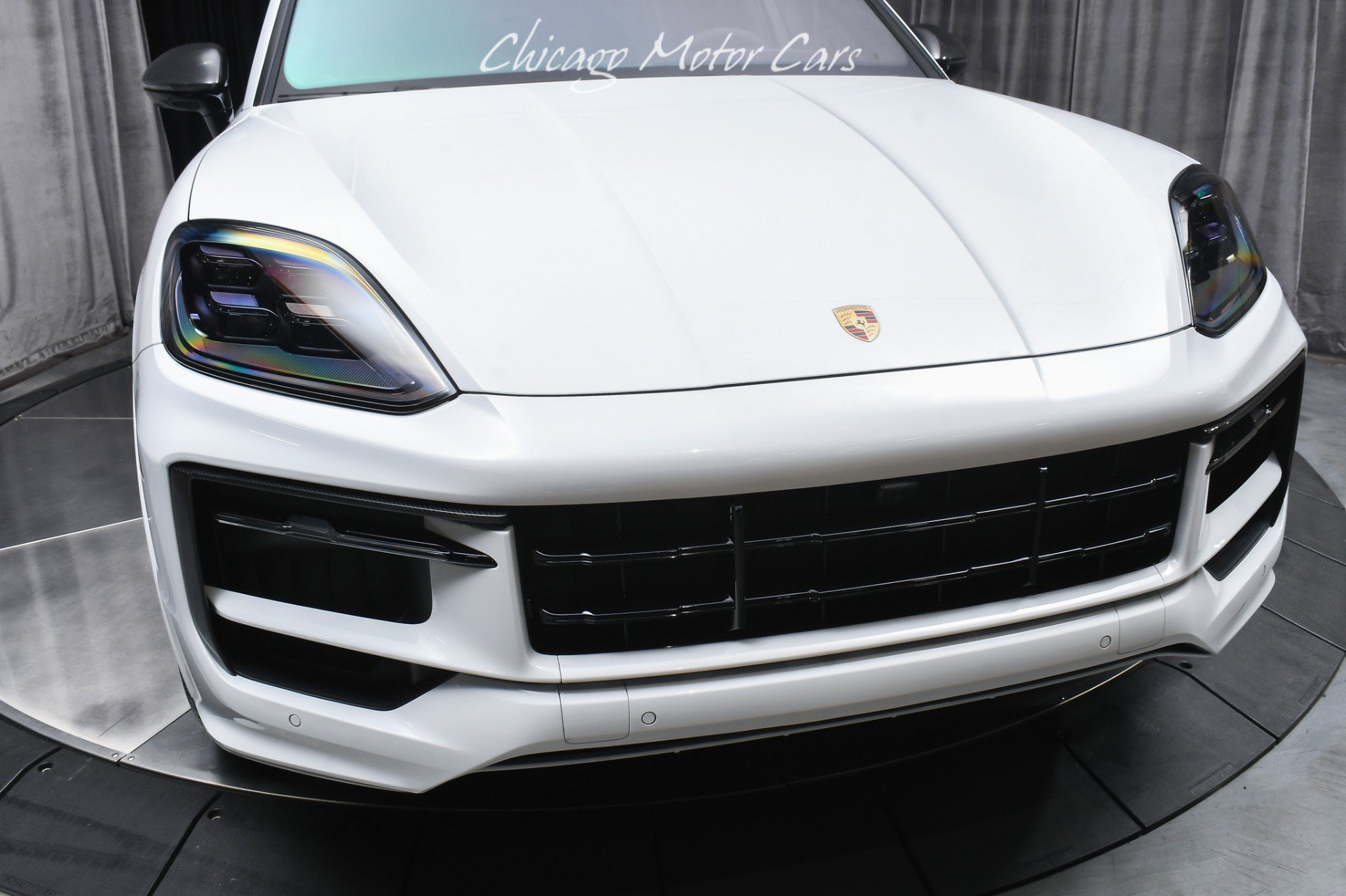 Used 2025 Porsche Cayenne GTS AWD/4WD image 29