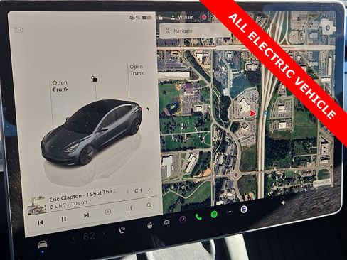 Used 2023 Tesla Model 3 Standard Range image 17