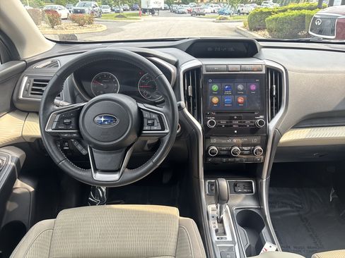 Used 2022 Subaru Ascent Premium w/ Convenience Package AWD/4WD image 2