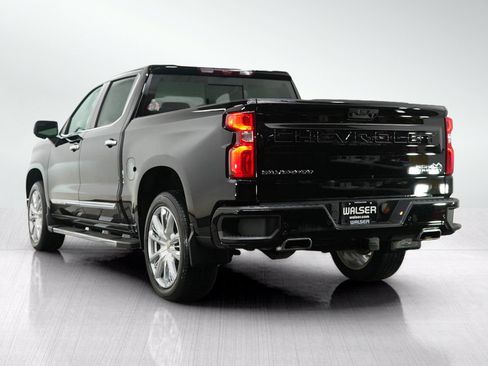 Used 2024 Chevrolet Silverado 1500 High Country w/ High Country Premium Package AWD/4WD image 4
