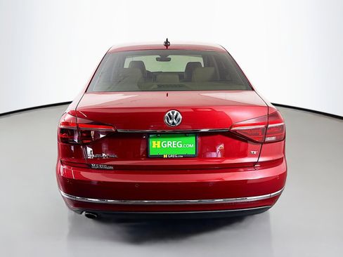 Used 2017 Volkswagen Passat 1.8T SEL Premium FWD image 8