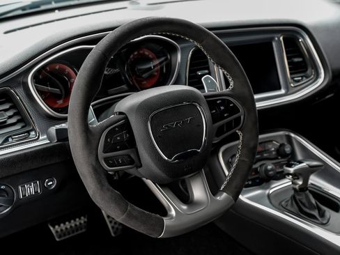 Used 2019 Dodge Challenger SRT Hellcat Redeye image 11