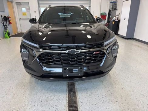 New 2026 Chevrolet Trax RS w/ Driver Confidence Package image 5