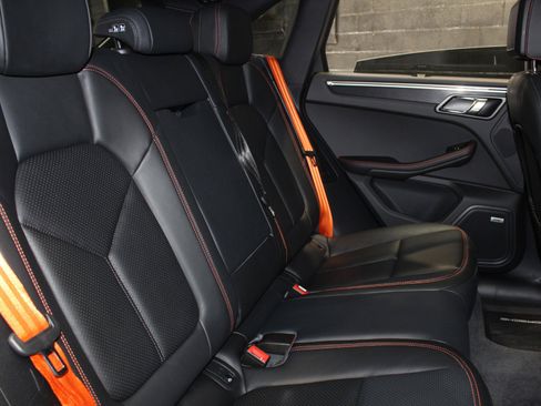 Used 2023 Porsche Macan GTS w/ Premium Package Plus image 46