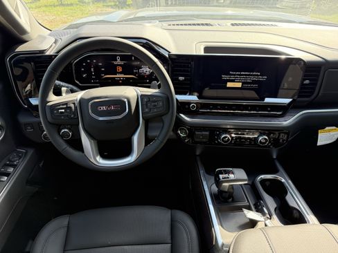 New 2026 GMC Sierra 1500 SLT image 11