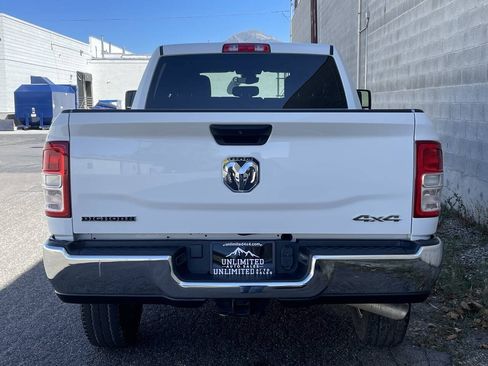 Used 2023 RAM 2500 Big Horn w/ Cold Weather Group AWD/4WD image 9