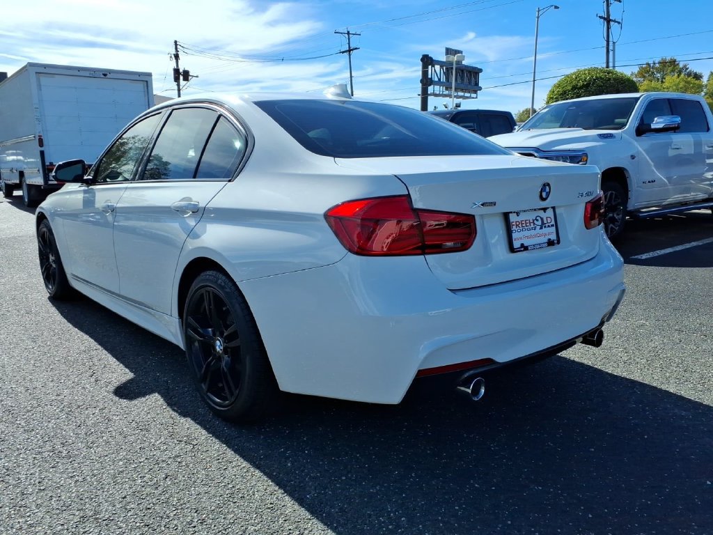 Used 2018 BMW 340i xDrive Sedan AWD/4WD image 21