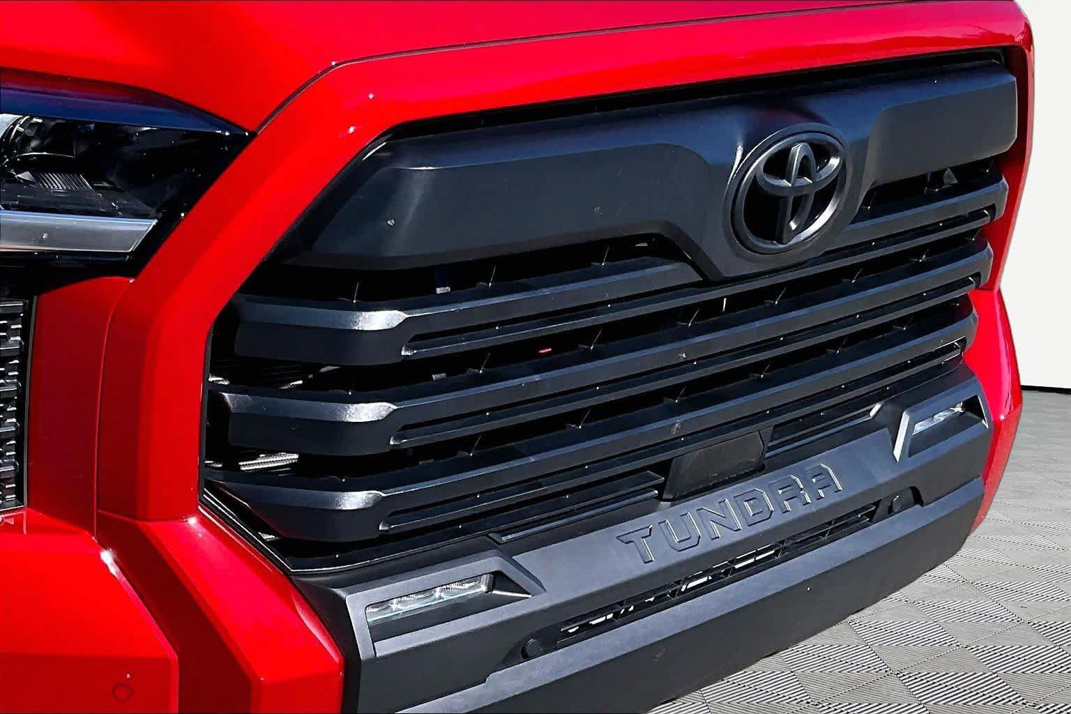 Certified 2026 Toyota Tundra SR5 AWD/4WD image 30