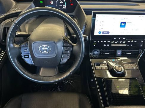 Used 2023 Toyota bZ4X FWD image 16