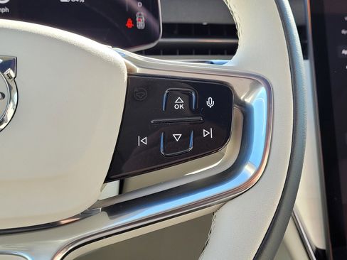 Certified 2025 Volvo EX90 Ultra image 20