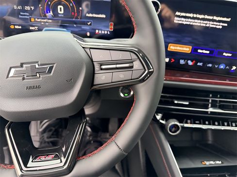 New 2026 Chevrolet Traverse RS w/ LPO, Floor Liner Package image 24