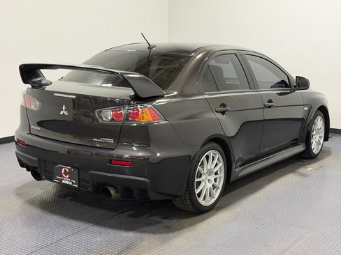 Used 2014 Mitsubishi Lancer Evolution GSR image 5