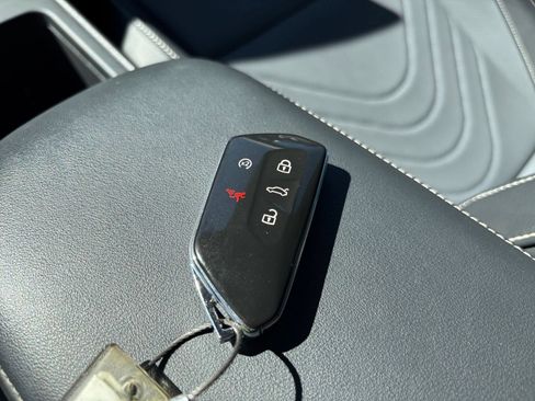 Used 2026 Volkswagen Tiguan SE AWD/4WD image 20