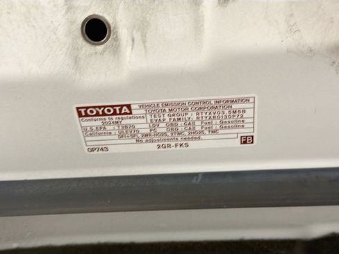 Used 2024 Toyota Camry XSE FWD image 17