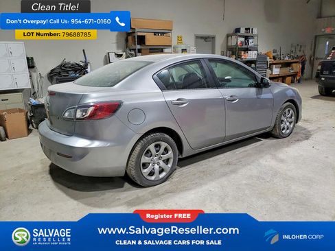 Used 2013 MAZDA MAZDA3 i SV FWD image 4