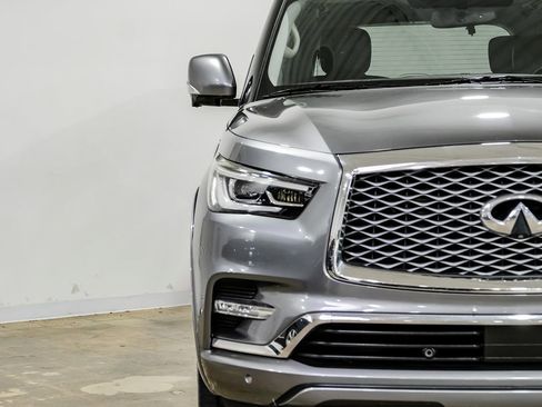 Used 2018 INFINITI QX80 2WD w/ Driver Assistance Package image 41