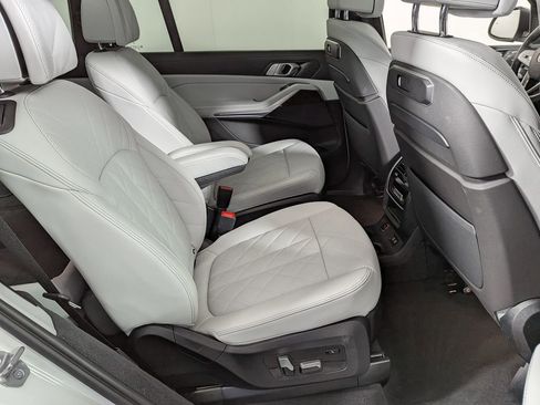 Certified 2023 BMW X7 xDrive40i image 41