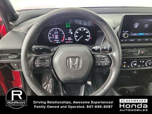 Used 2023 Honda HR-V Sport image 11
