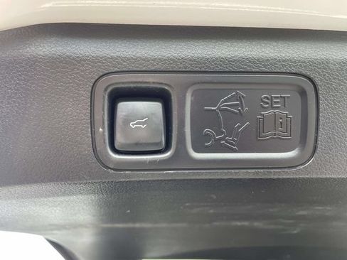 Used 2019 Ford Expedition Platinum RWD image 14
