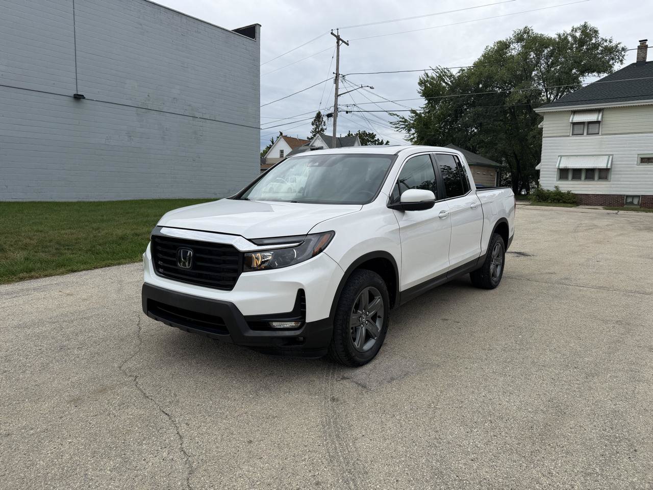 Used 2023 Honda Ridgeline RTL image 3