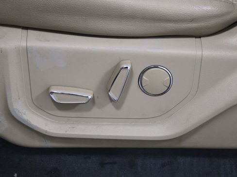 Used 2017 Ford F250 Lariat w/ Lariat Ultimate Package image 19