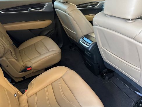 Used 2024 Cadillac XT6 Premium Luxury w/ Platinum Package image 15